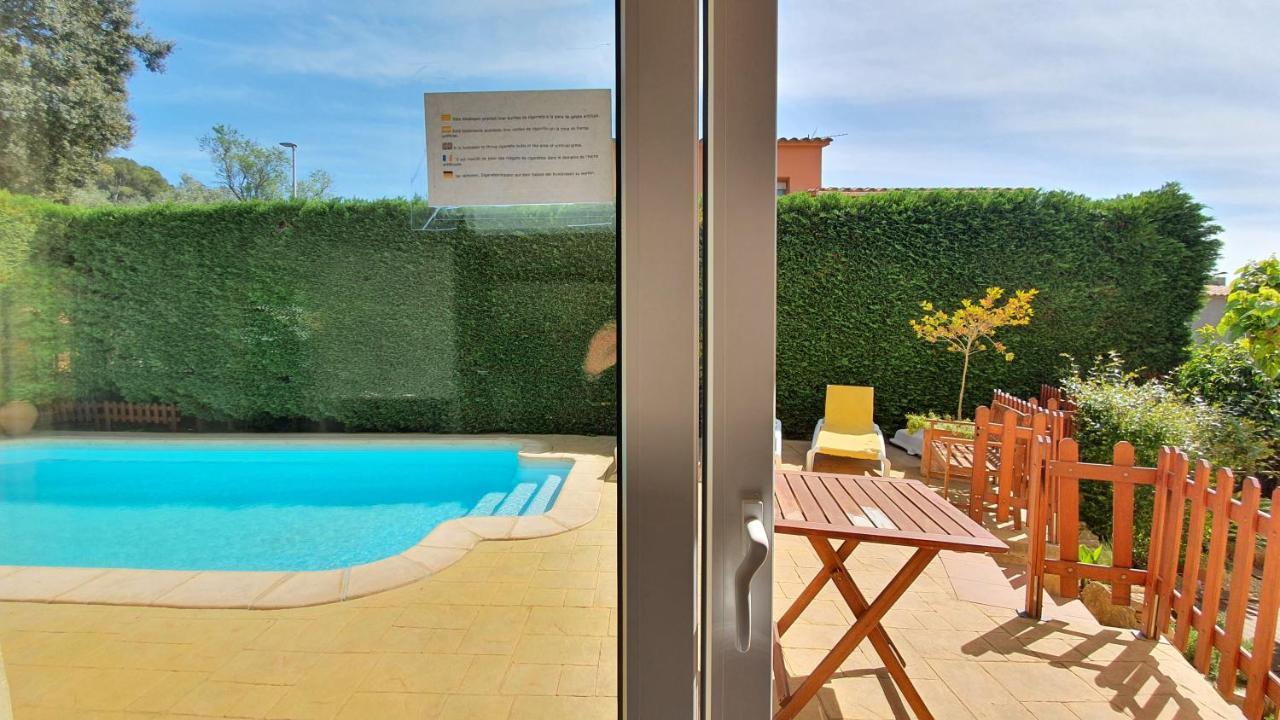 Villa Pals Carles Piscina Exterior foto